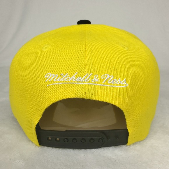 Columbus Crew Mitchell &‎ Ness MLS Pro Fit Snapback Hat Cap Yellow Black NWT - Picture 6 of 9